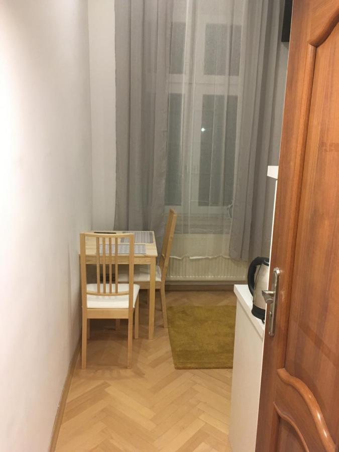 Pure Apartments كراكوفيا المظهر الخارجي الصورة